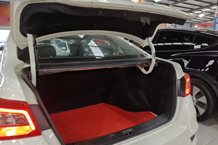 日产 轩逸 2022款 经典 1.6XE CVT舒适版局部细节23