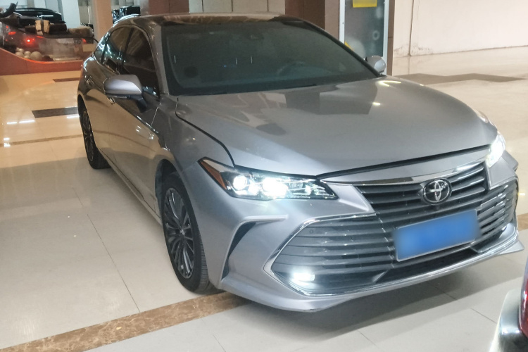 丰田 亚洲龙 2019款 2.5L Touring尊贵版 国VI车身外观3