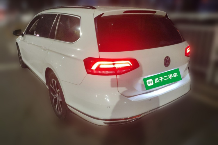 大众 蔚揽 2018款 380TSI 两驱舒行版车身外观5