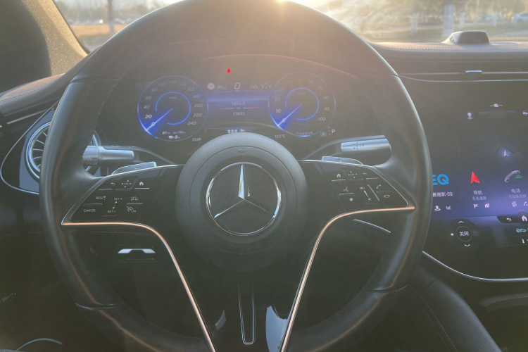 奔驰EQS 2022款 改款 450+ 先锋版中控内饰7011