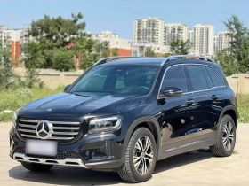 奔驰GLB 2024款 改款 GLB 220 动感型