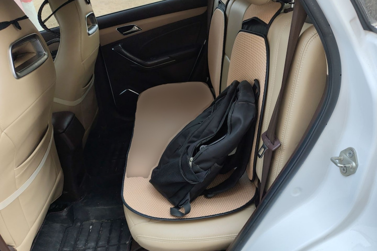 猎豹汽车 猎豹CS9 2018款 1.5T CVT劲锐型中控内饰21