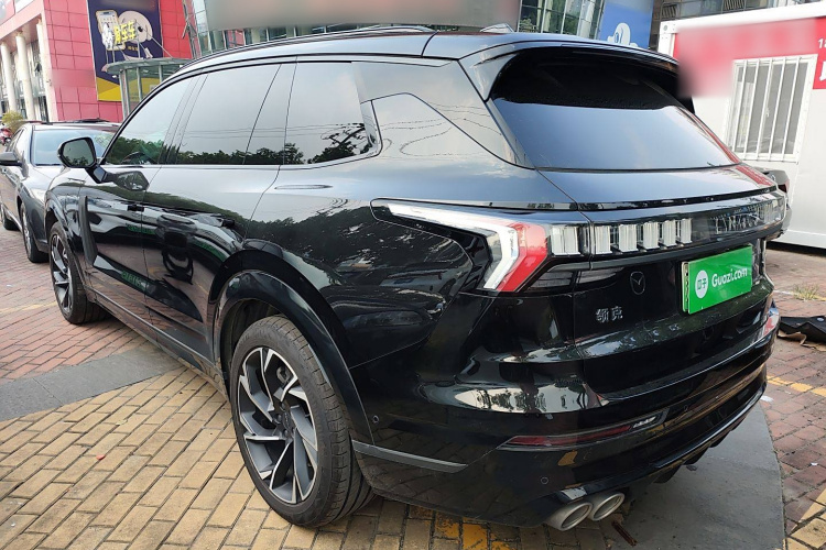 领克09 EM-P 2021款 2.0T PHEV Halo 七座车身外观4