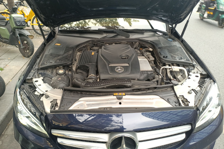 奔驰C级 2016款 C 200 L 运动型局部细节24