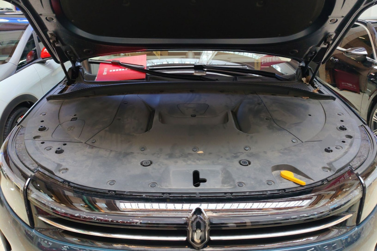 鸿蒙智行 问界M7 2024款 1.5T 智驾四驱Pro版 6座机舱底盘24