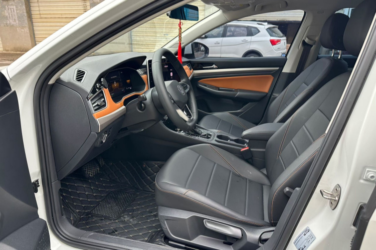 大众 宝来 2023款 200TSI DSG悦行版中控内饰7002