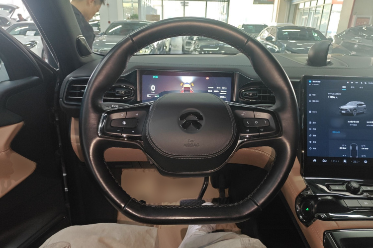 蔚来ES8 2020款 580KM 六座版中控内饰13