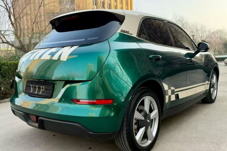 欧拉好猫 2021款 400km标准续航 雅典娜版 三元锂车身外观7