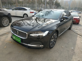 沃尔沃S90 2024款 B5 智逸豪华版