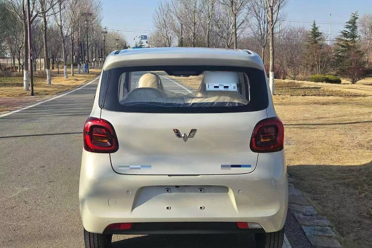 五菱汽车 宏光MINIEV 2025款 四门版 进阶款车身外观6004