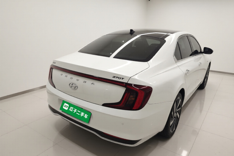 现代 名图 2021款 270TGDi DCT TOP旗舰版车身外观7