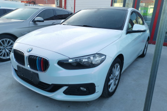 宝马1系 2018款 改款 118i 时尚型