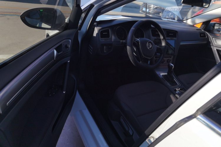 大众 高尔夫 2016款 230TSI 自动舒适型中控内饰20