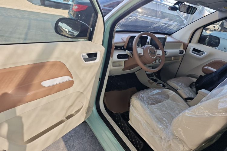 五菱汽车 宏光MINIEV 2024款 第三代 215km 进阶版中控内饰20