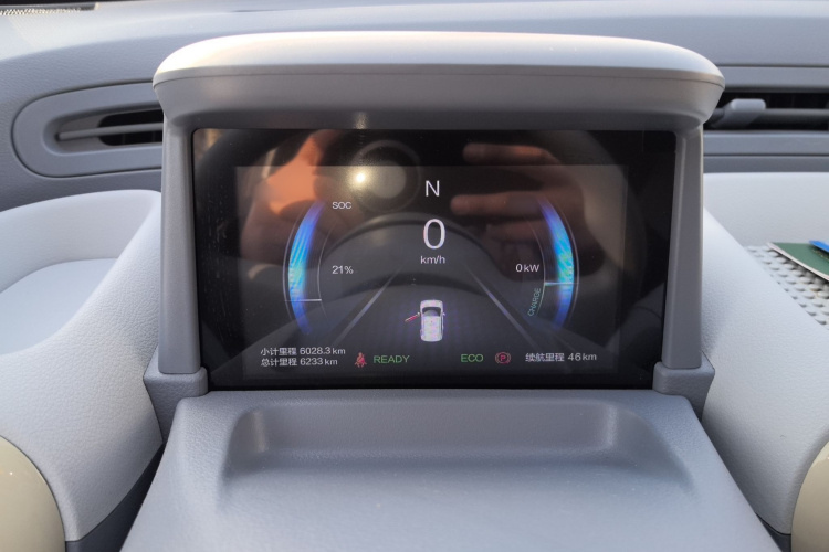 奔腾小马 2025款 222km 灵动马局部细节14