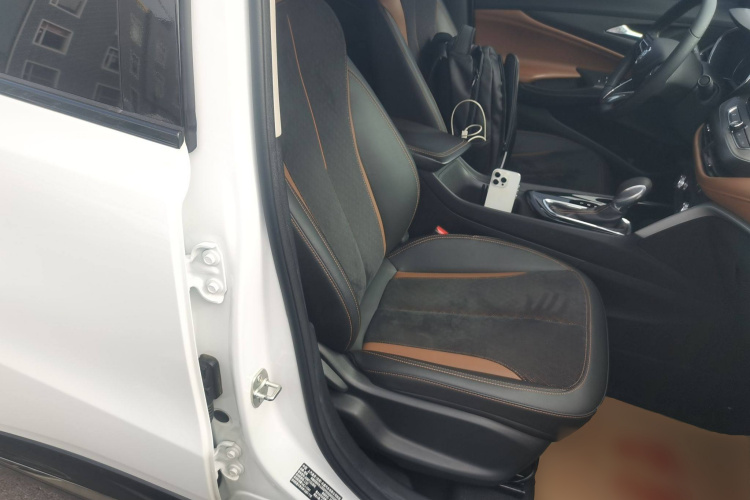 别克 昂科拉 2021款 332T CVT豪华型局部细节41