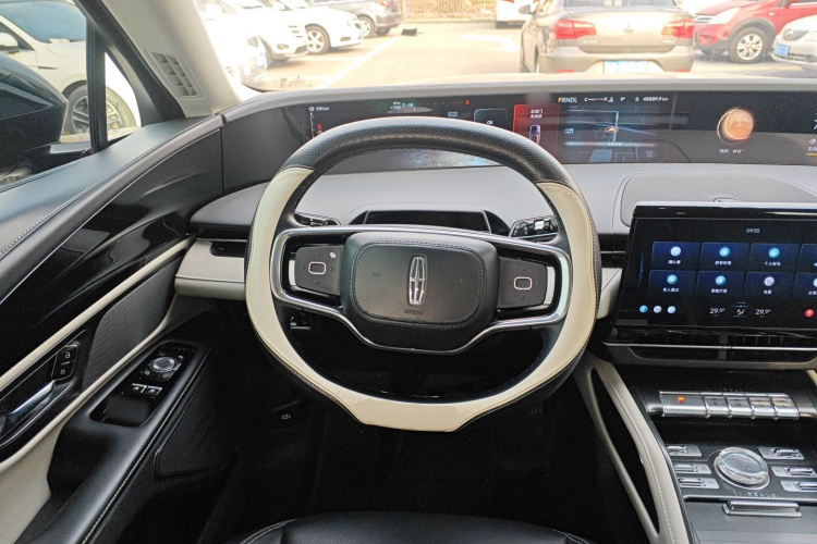 林肯 航海家 2023款 2.0T 四驱尊享版中控内饰13