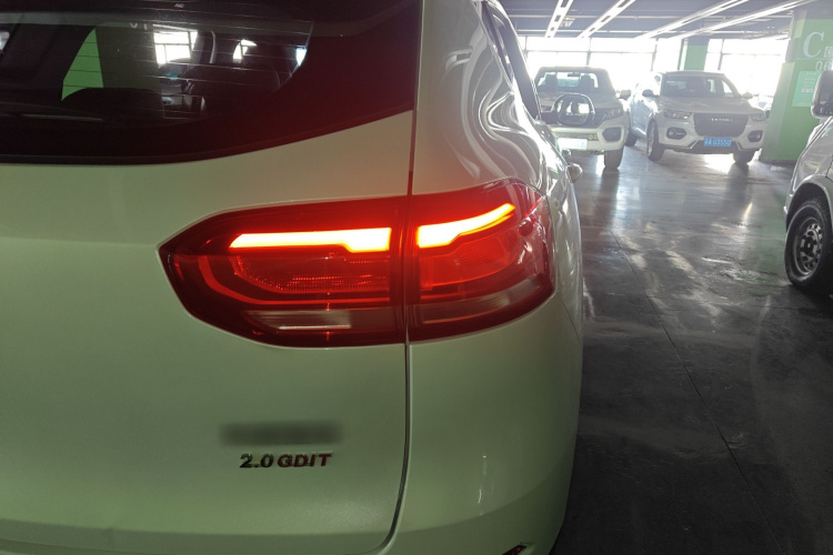 哈弗H6 2020款 2.0GDIT 自动铂金豪华版车身外观6006