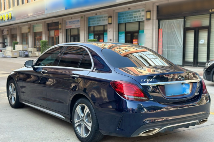 奔驰C级 2019款 改款 C 260 L 运动版车身外观6003