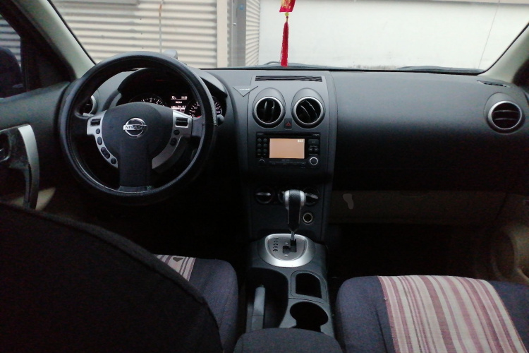 日产 逍客 2012款 2.0XL 火 CVT 2WD中控内饰12