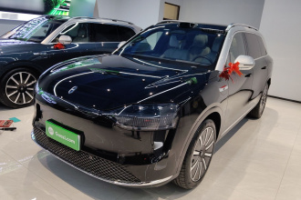 鸿蒙智行 问界M9 2024款 纯电 Ultra版 100kWh 6座版