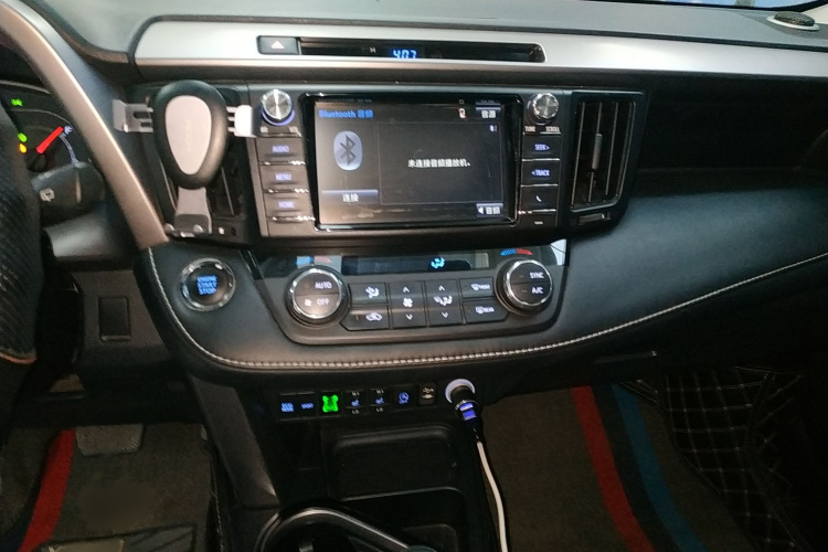 丰田 RAV4荣放 2019款 2.0L CVT两驱舒适版 国VI局部细节16