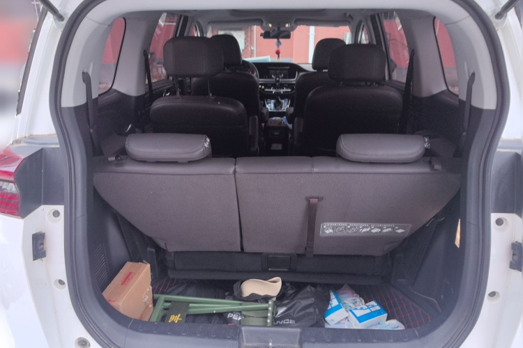 广汽传祺 传祺M6 2019款 270T 自动尊享版（六座）国V中控内饰23