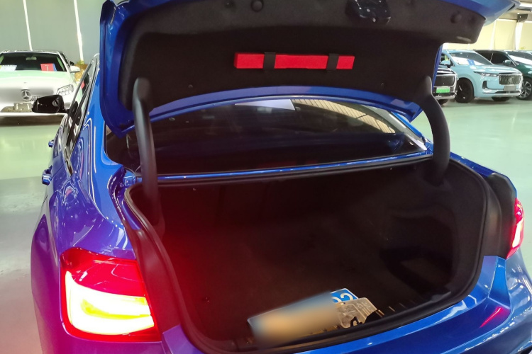 宝马3系 2019款 320Li M运动套装局部细节23