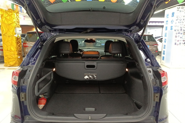 Jeep 自由光 2016款 2.0L 优越版局部细节23