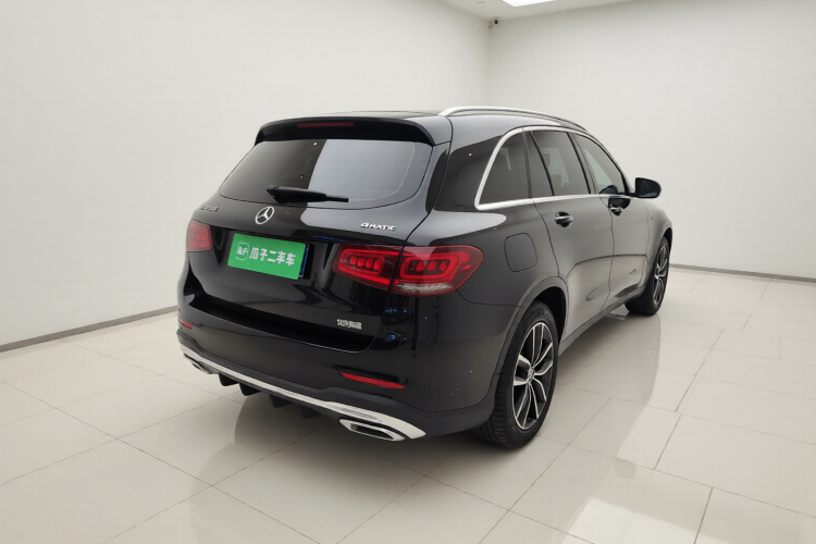 奔驰GLC 2020款 改款 GLC 260 L 4MATIC 豪华型车身外观7