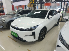 吉利银河 银河L6 2024款 125km PLUS 龙腾版