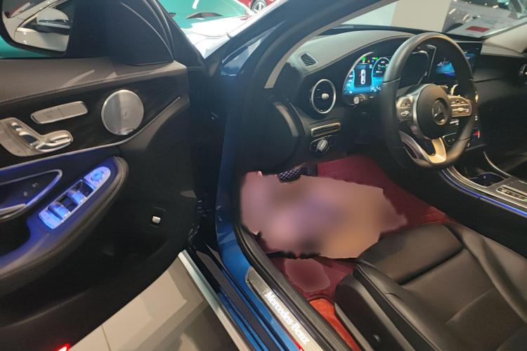 奔驰C级 2020款 改款 C 260 L 运动版中控内饰7003