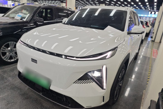 吉利银河 银河L7 2024款 1.5T 115km PLUS  龙腾版