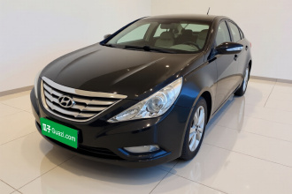 现代 索纳塔 2011款 2.0L 自动时尚版