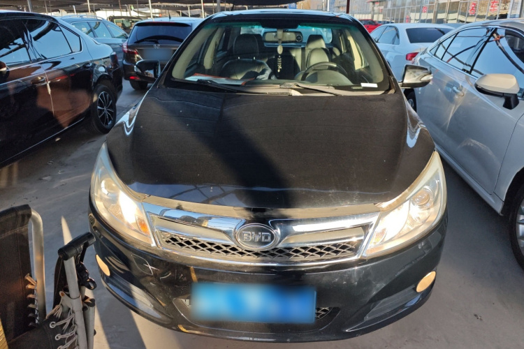 比亚迪 速锐 2014款 1.5TID 自动豪华型车身外观2