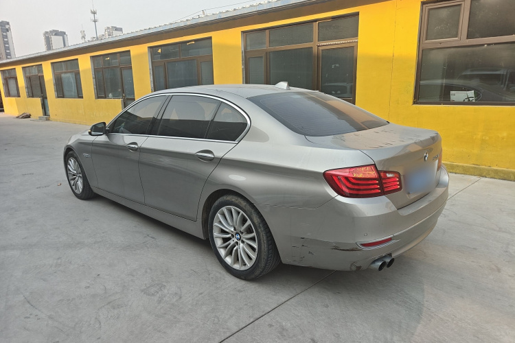 宝马5系 2014款 525Li 豪华设计套装车身外观6005