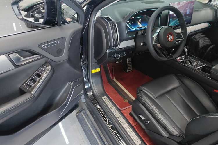 比亚迪 唐 2018款 2.0T 自动智联尊荣型 5座 国V中控内饰20