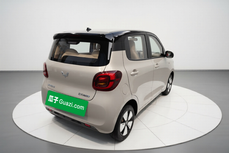 五菱汽车 宏光MINIEV 2025款 四门版 臻享+款车身外观7