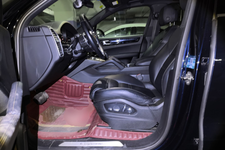 保时捷 2018款 Cayenne 3.0T中控内饰19