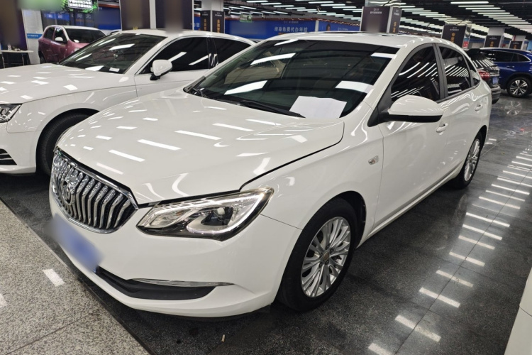 别克 英朗 2015款 15N 自动精英型车身外观1