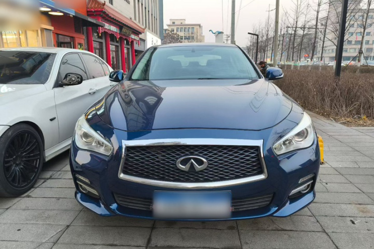 英菲尼迪Q50L 2016款 2.0T 舒适版车身外观6001