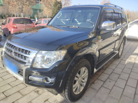 三菱 帕杰罗（平行进口） 