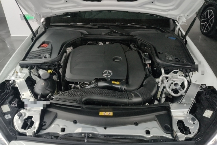 奔驰E级(进口) 2022款 E 300 时尚型运动版机舱底盘24