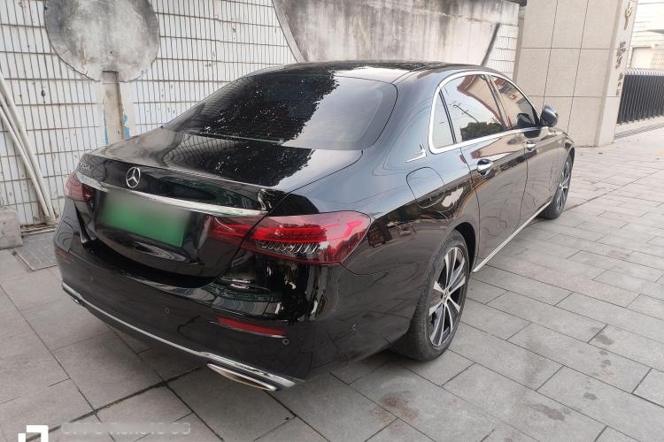 奔驰E级新能源 2023款 E 350 e L 插电式混合动力轿车车身外观6003