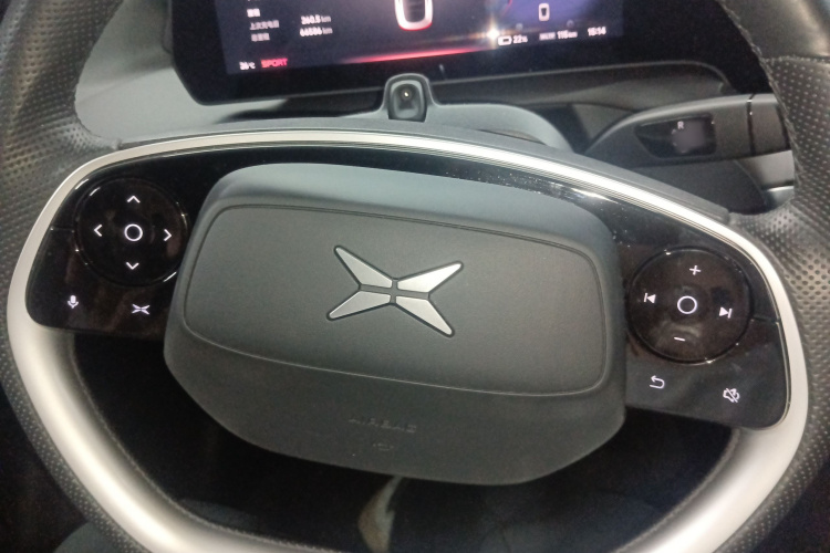 小鹏P7 2022款 625E局部细节13