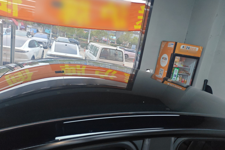 特斯拉 Model Y 2021款 标准续航后驱版局部细节57