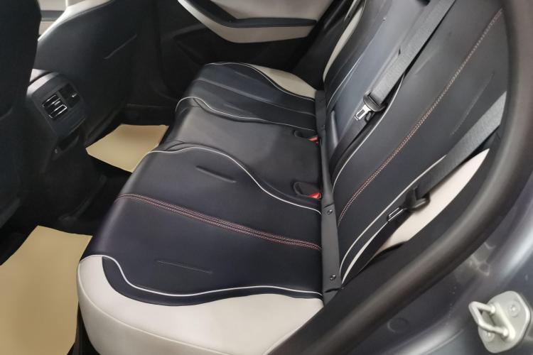 比亚迪 秦PLUS 2023款 冠军版 DM-i 120KM卓越型中控内饰7004