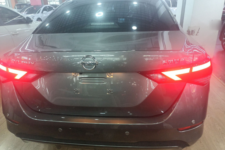 日产 轩逸 2022款 1.6L XL CVT悦享版车身外观6004