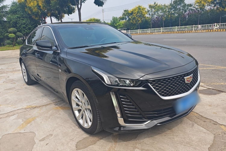 凯迪拉克CT5 2022款 28T 风尚型车身外观3