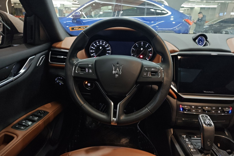 玛莎拉蒂 Ghibli 2022款 2.0T GT锋芒版中控内饰13